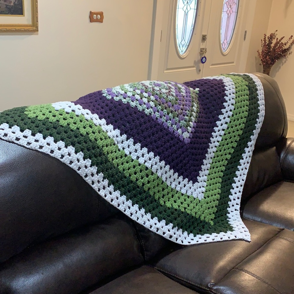 Hand crochet quilt/throw